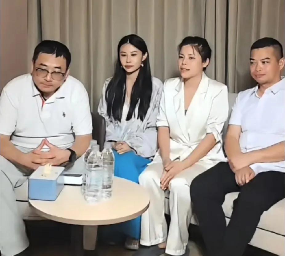 新动态：6月26号的开会，会场内外惊心动魄！会场内唇枪舌战，会场外硝烟弥漫！会