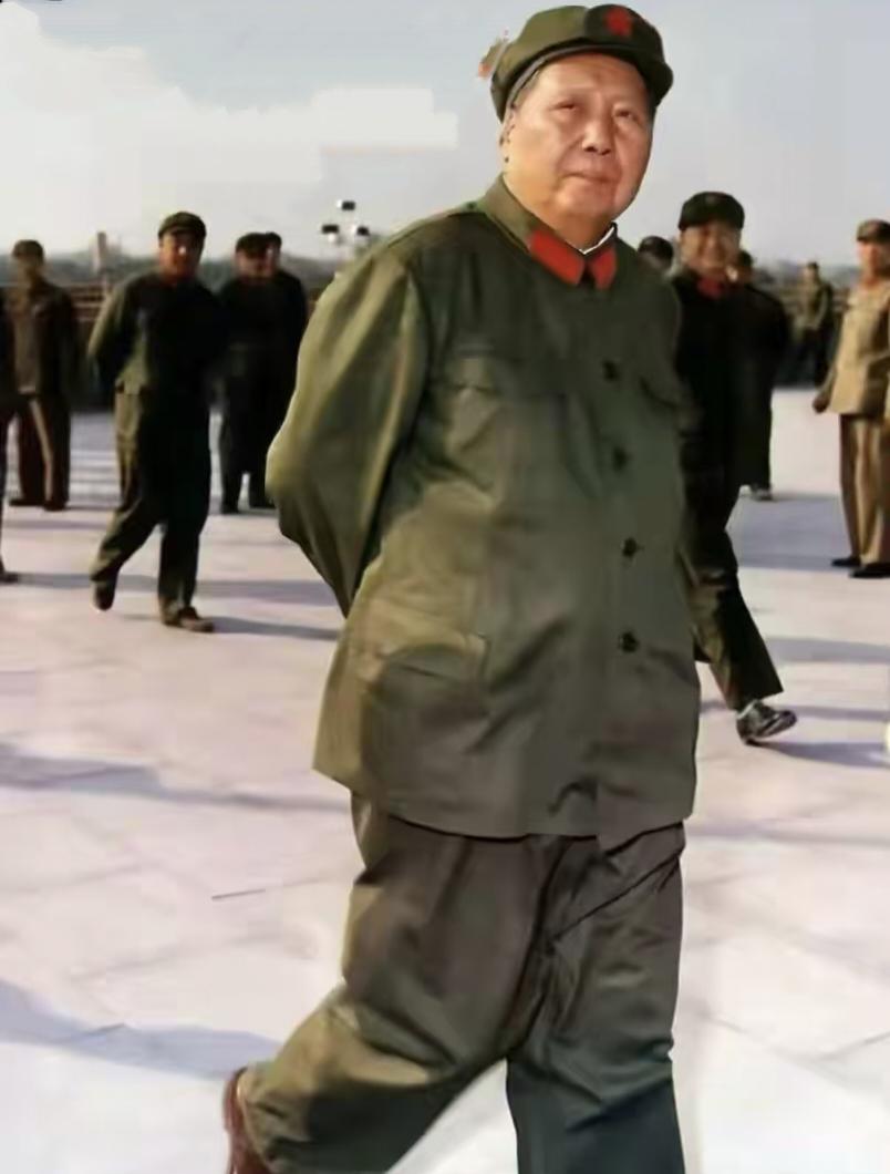 毛主席早就看透了一个人性死穴：人一闲下来，就容易窝里斗。当年打鬼子刚松口气，