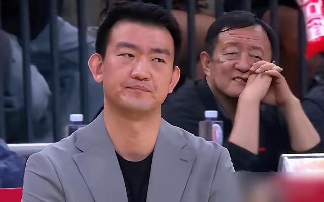 打铁还需自身硬这样的裁判不容置疑外籍裁判吹罚技术犯规合理吗CBA最后总结