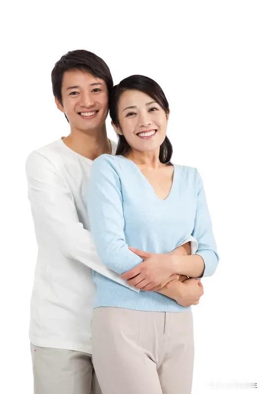 为见义勇为者致敬见义勇为的人，都是生活中的真英雄！一对夫妻在三阳门端救起落水的