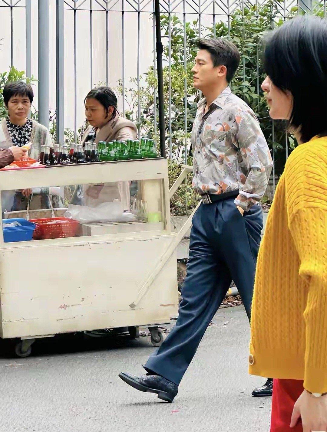 难怪马思纯那么爱他，本人真的太帅了，堪称娱乐圈的颜值顶流