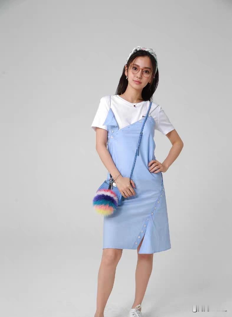 女生怎么穿搭会看上去很优雅