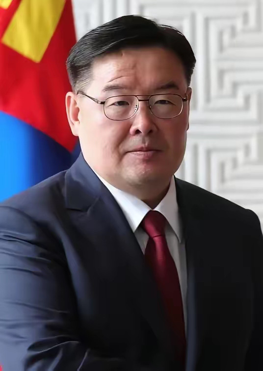 别指望别国领导人“亲华”“亲中”6月3日，蒙古国总理奥云额尔登由于