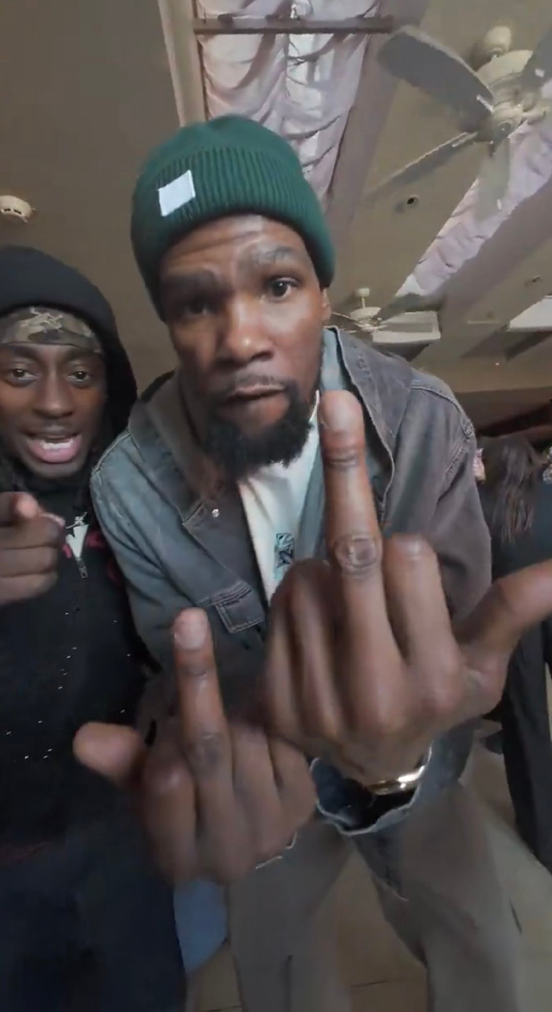 哈哈哈哈哈给黑子看休斯顿火箭休斯顿火箭