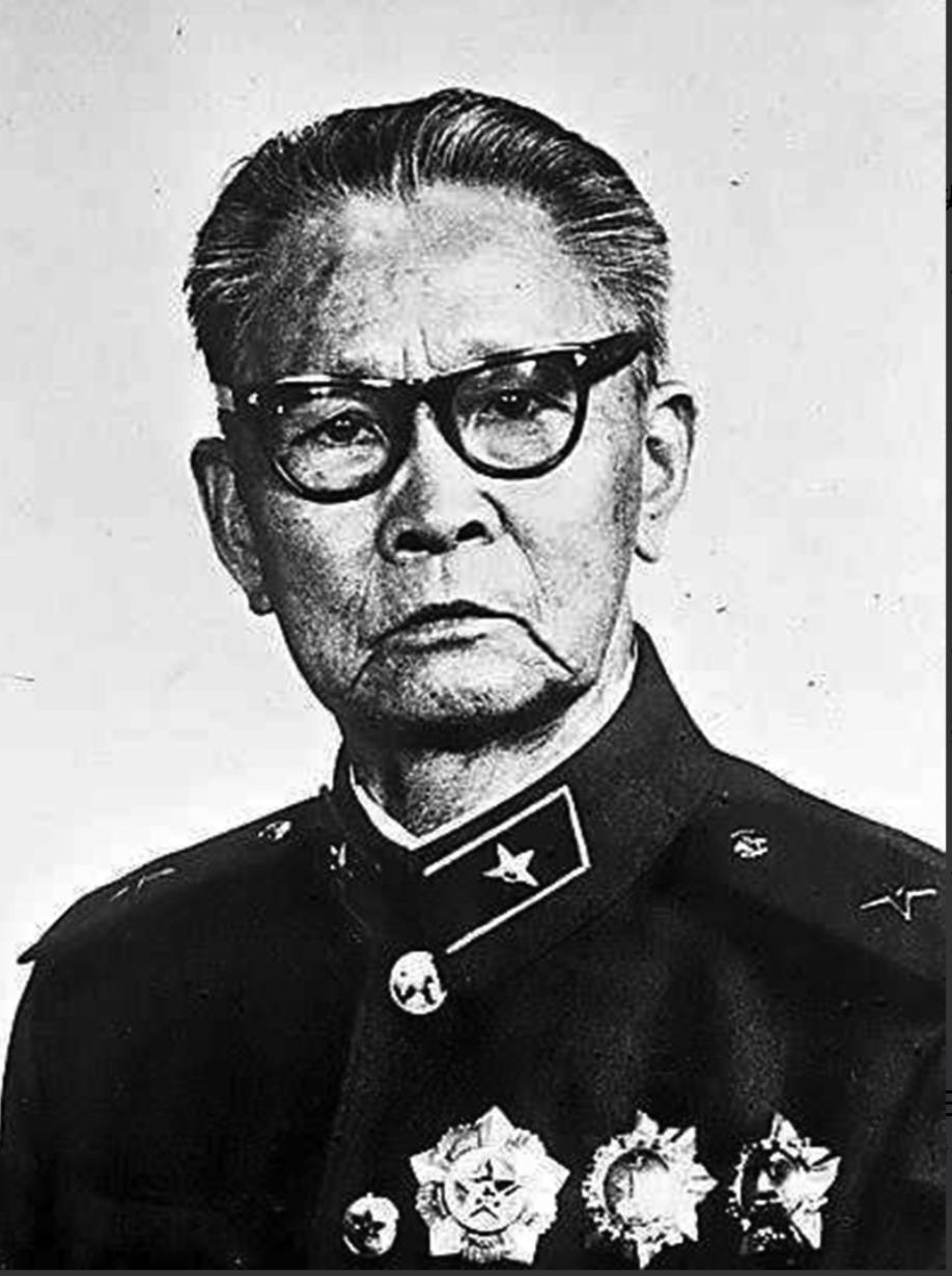 1941年，新四军3师7旅刚冲出日军包围，旅长彭明治突然勒住马：“日军人数不对，