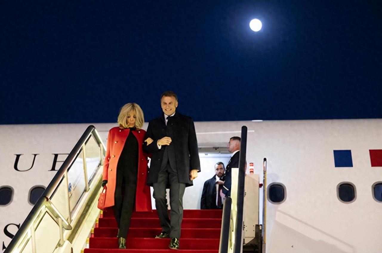 马克龙前脚刚走，日本后脚就慌了！中法在北京谈得太好，好到让东京夜不能寐。这回，日