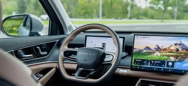 这就是现实啊！6％家庭，买50万元以上的车；12％家庭，买20~50
