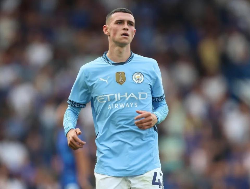 福登状态好的时候，肋部的过人和射门都很好，不知道怎么突然就不行了？现在已经被切尔