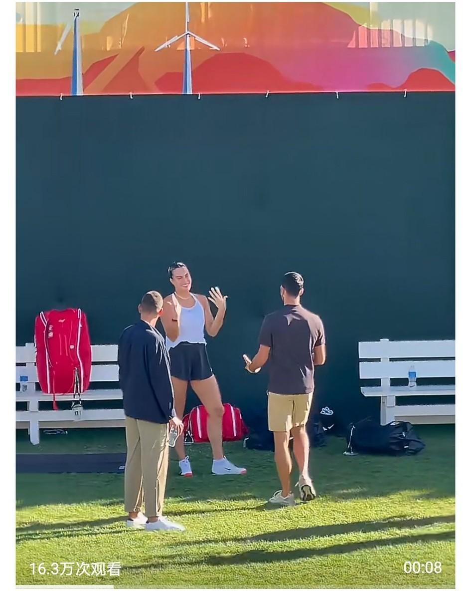 现如今所有球员面对38岁的老德，都知道应该怎么打，一个字：磨！澳网后连续两战，德