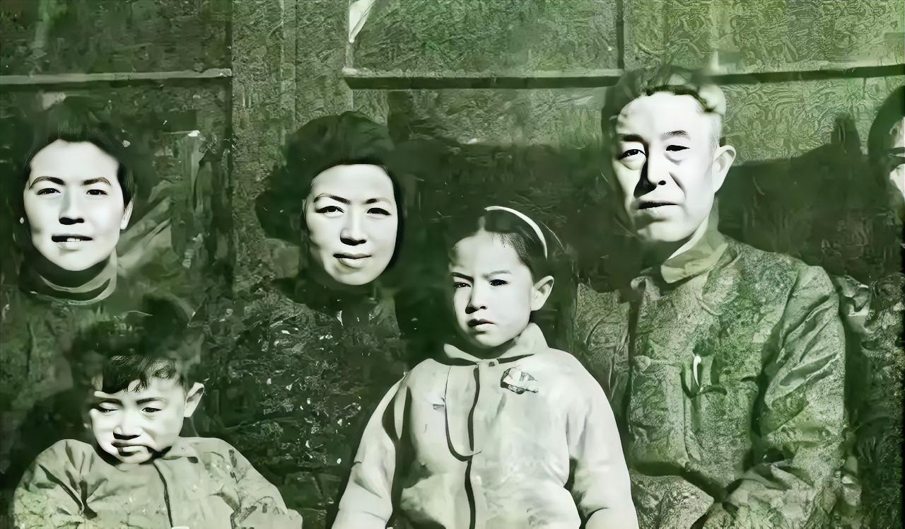 1977年高考前夕，北京一起命案惊动中央，死者是起义将领郑洞国的女儿郑安玉，有人