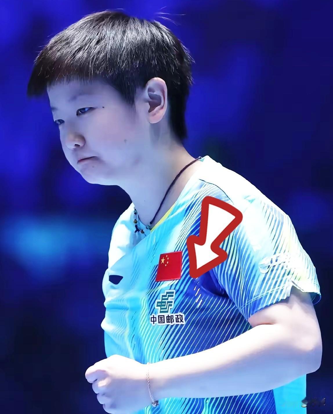 终于知道，孙颖莎今天一上来，为什么反手失误这么多了！原来不是因为脚伤！莎莎赛