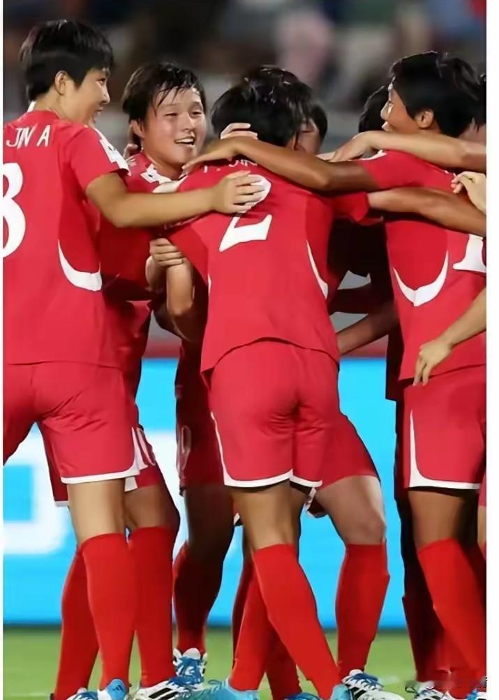 3比0击败我们的巴西U17女足，在11月5日半决赛面对朝鲜，被朝鲜U17女足干净