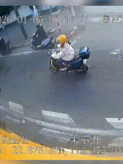 妹妹，你大胆地往前走哇，莫呀莫回头。4月7日我发了这条视频，地点疑似广州，大车