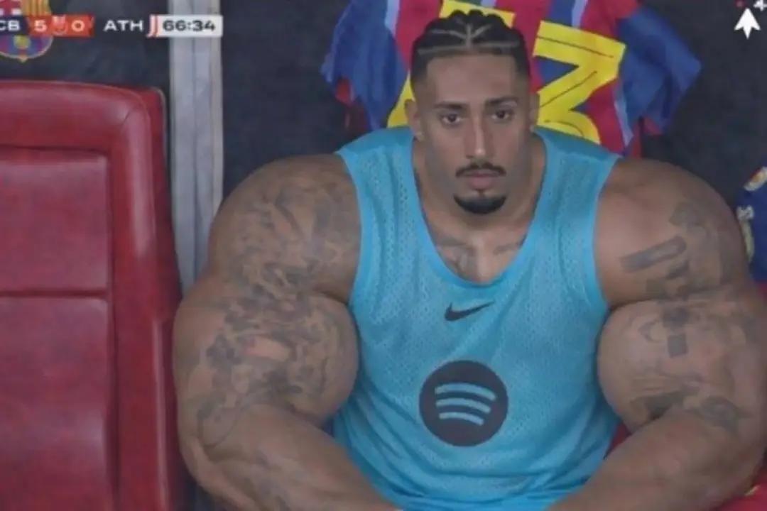 世体记者：从今以后，我再也无法批评拉菲尼亚了，即便他有一天比赛表现糟糕透顶。这位