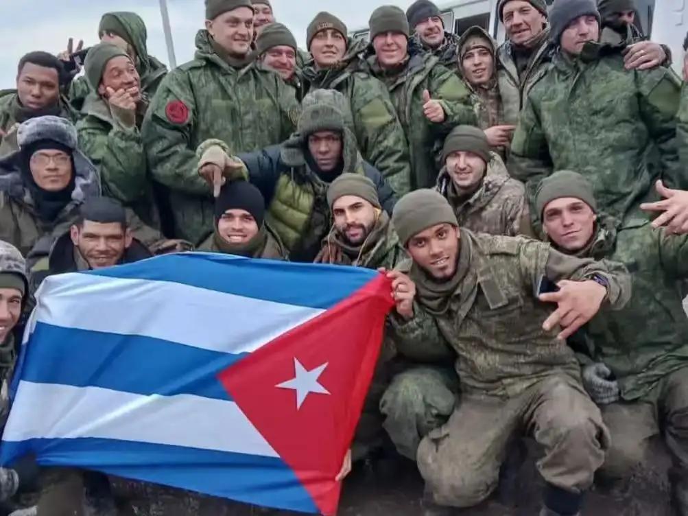 据古巴内务部通报，近日一艘美籍快艇闯入古巴领海。古巴执法部门发现目标后进行拦截