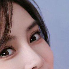 angelababyangelababy你在聚光灯下发光发热，我在人海中默默