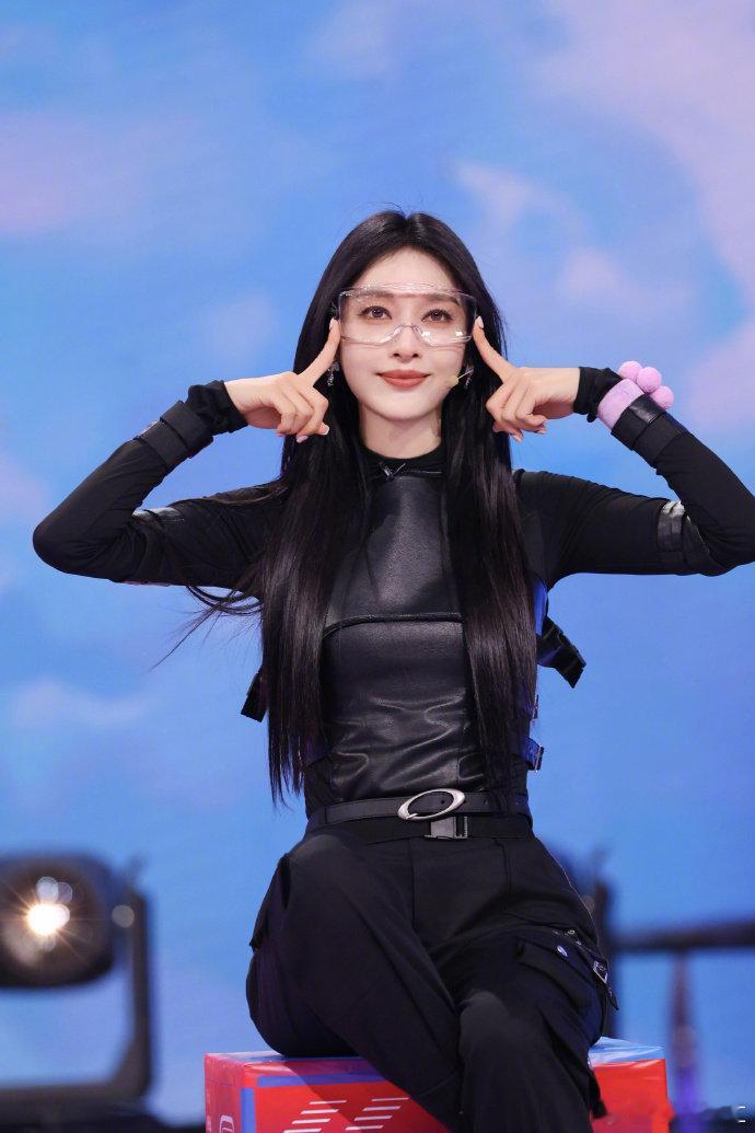 《你好星期六》这期直接杀疯啦，酷云实时收视率峰值0.6727，省级卫视里一骑绝尘