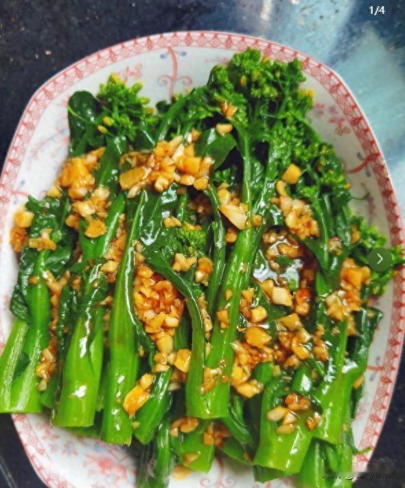 眼睛越来越花，菜市场里挑来挑去，原来真有几道家常菜吃对了就管用。不是神乎其神的偏