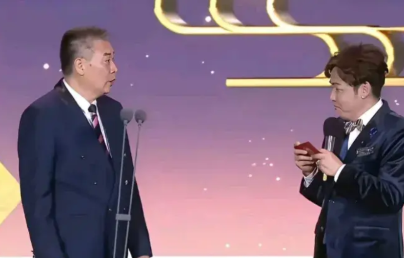 关键时刻，李隼终于说出了大实话。东京奥运会，莎莎的任务就是去打伊藤美诚。莎莎，