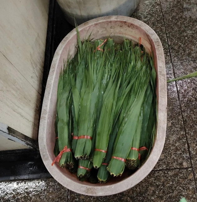 今天碰到闺蜜了，和我聊了很久，她女儿在北京成家工作，最近想离婚了，才结婚五年，想
