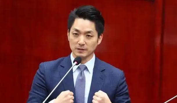 两岸再突发重大事情，台北市长蒋万安还没坐飞机来陆，国台办发出一个警告事情得从赖