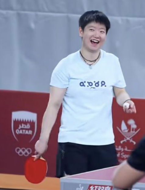多哈世乒赛近在咫尺，王励勤革新中乒，刘国梁新角色亮相，樊振东重回赛场