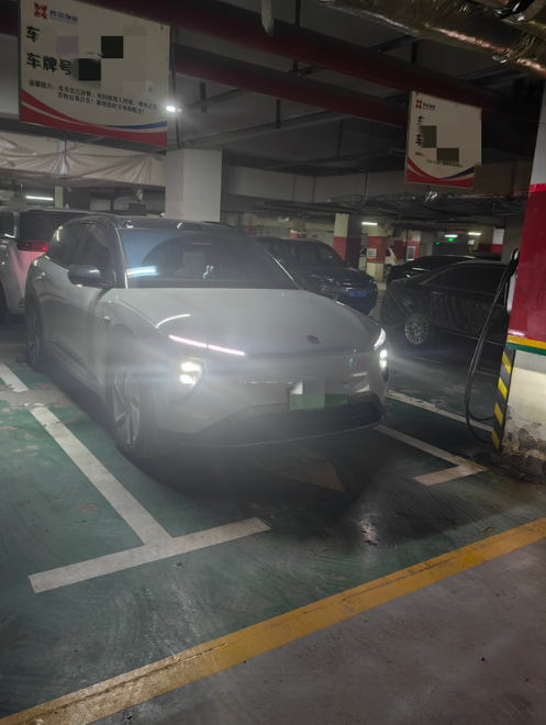 蔚来es6优缺点100公里每天用车实测让人又爱又恨的蔚来es6，带刺的玫瑰