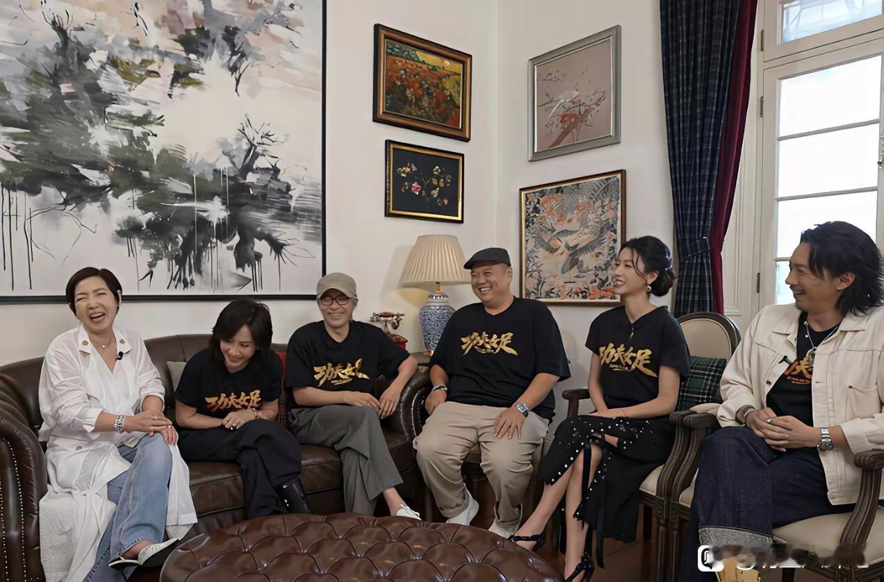 终于明白了！周星驰为啥只肯给黎芷珊面子！不是因为别的，是因为他俩的交情，得从TV