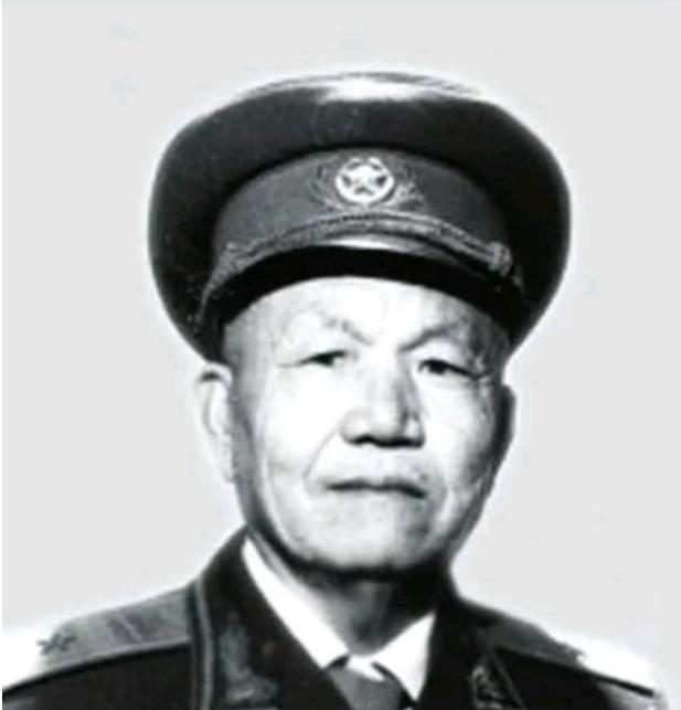 1951年，西北军区进藏部队政委慕生忠率部抵达拉萨，见到令他痛心的一幕。195