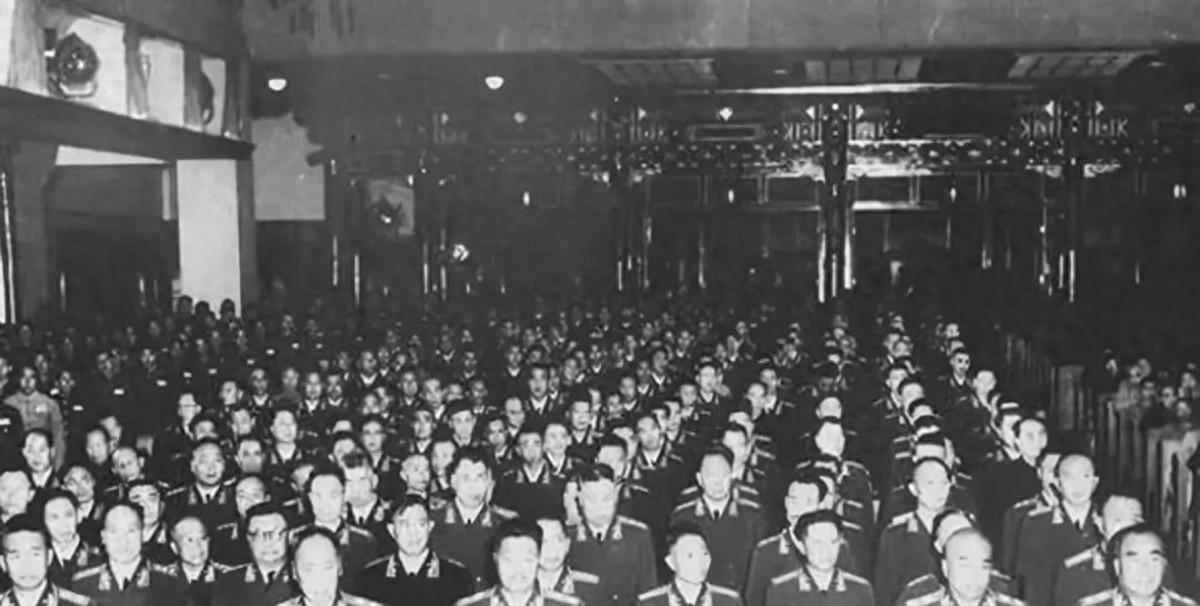 1955年大授衔时，第一野战军三位将领军衔为何比同类偏高？他们都是谁呢？195