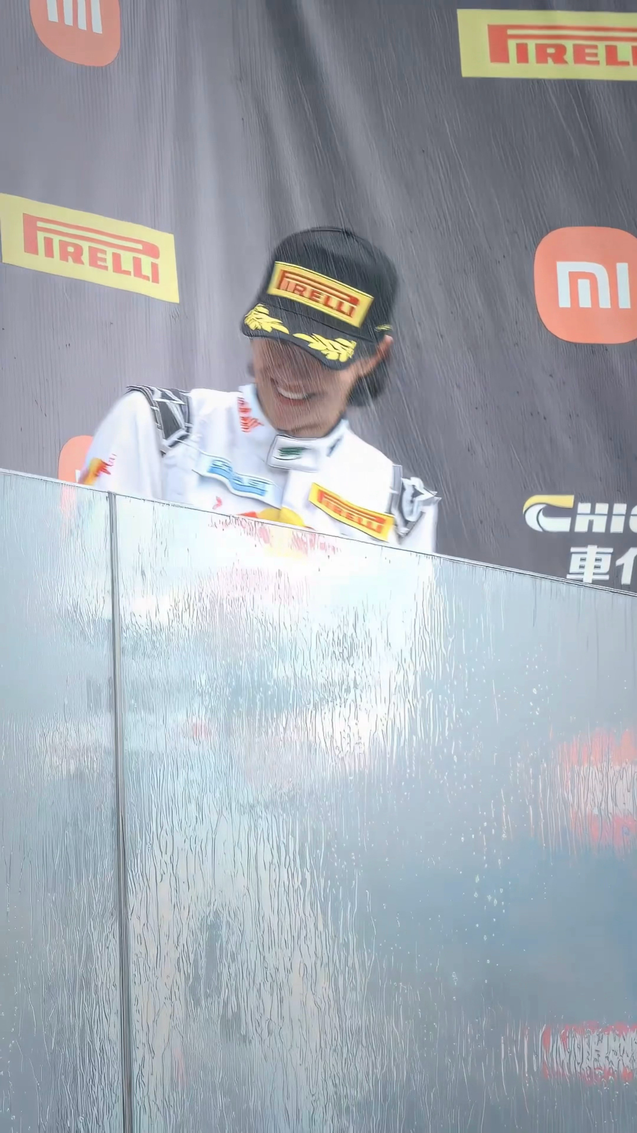开心小狗🥳