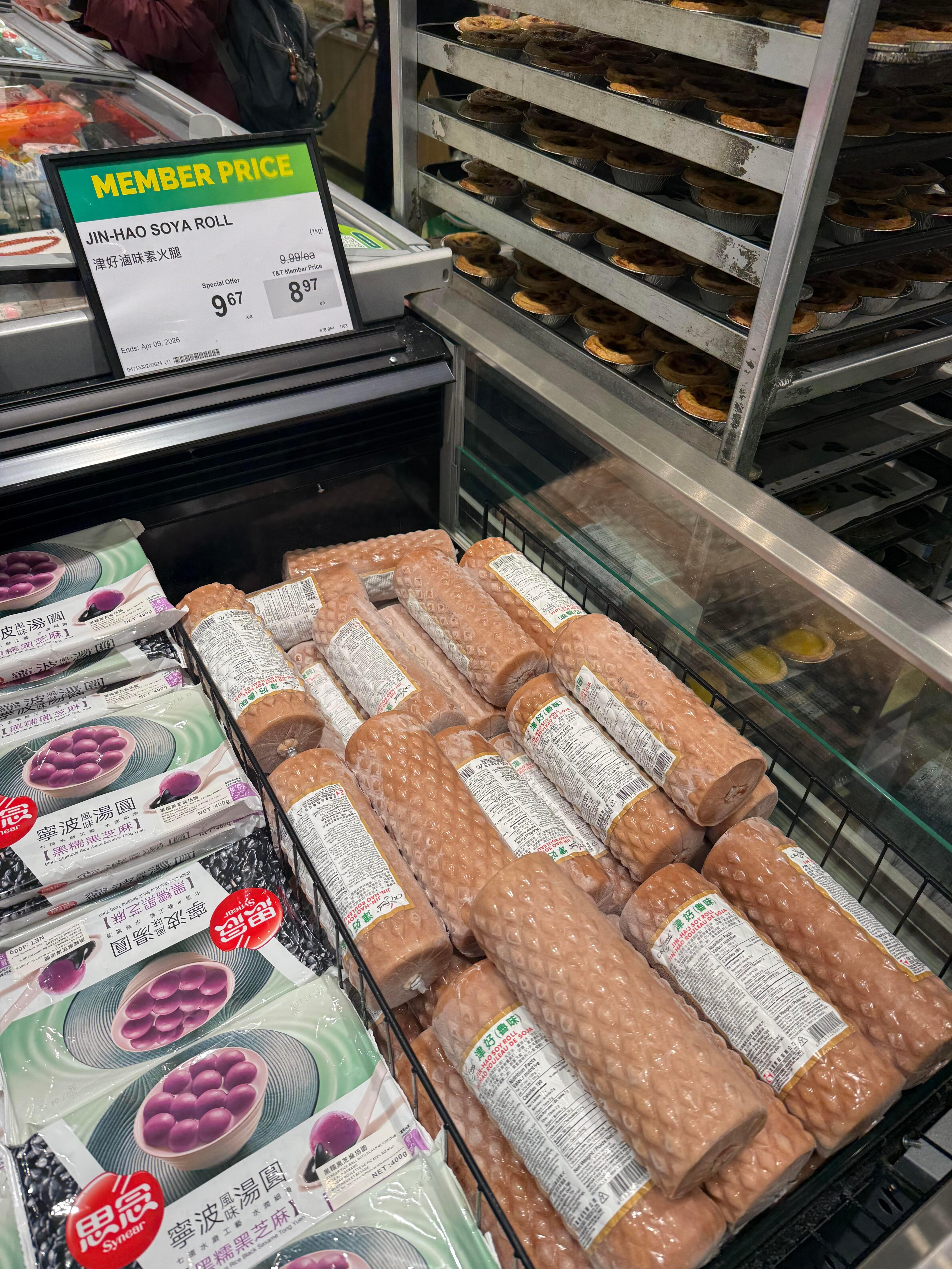 健身人的眼睛自带滤镜远看泡沫轴近看是火腿可以很好的放松肠道的肌肉了全民运动fla