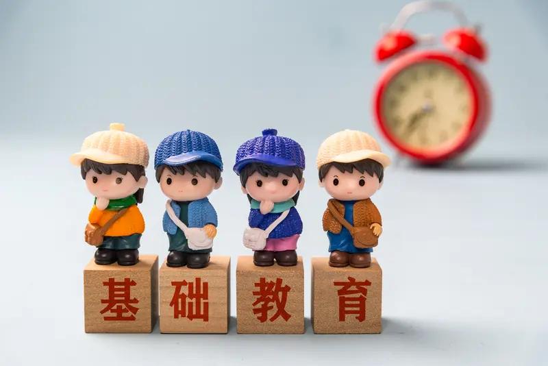 【学校根本不可能培养创新人才】社会上面，经常我们可以看到教育专家们，那些老师、