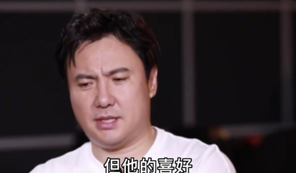 沈腾被问到儿子的幽默天分现在有没有已经显现出来了，他思考下回答说:“幽默我觉得现