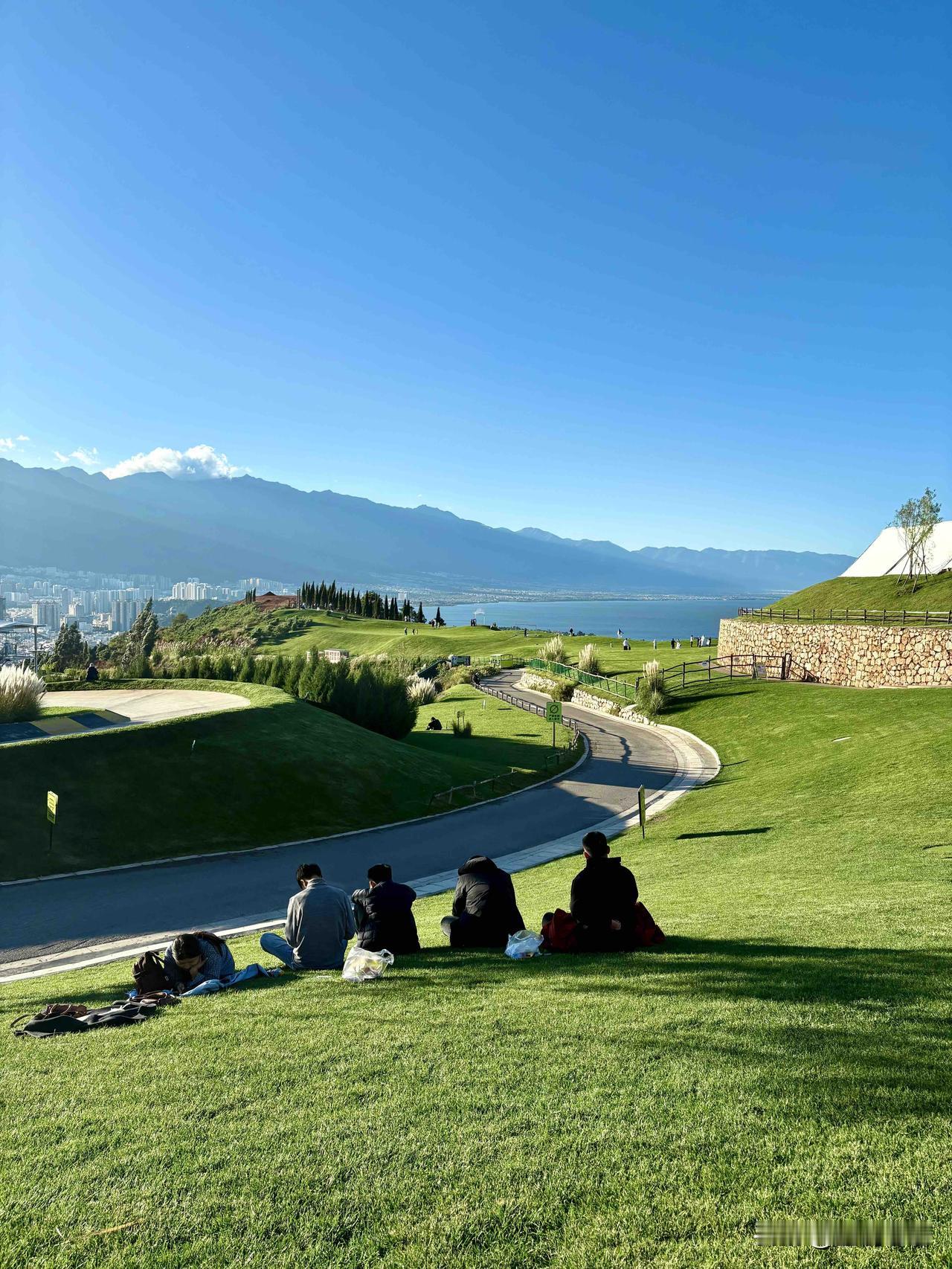 来大理必去！云想山美到心巴上去大理千万别错过云想山！真的像闯进童话里，随手