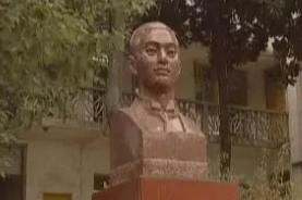 陈独秀之子陈乔年不为人知的冷知识1、陈延年和陈乔年壮烈牺牲后，尸体先后被扔进了黄