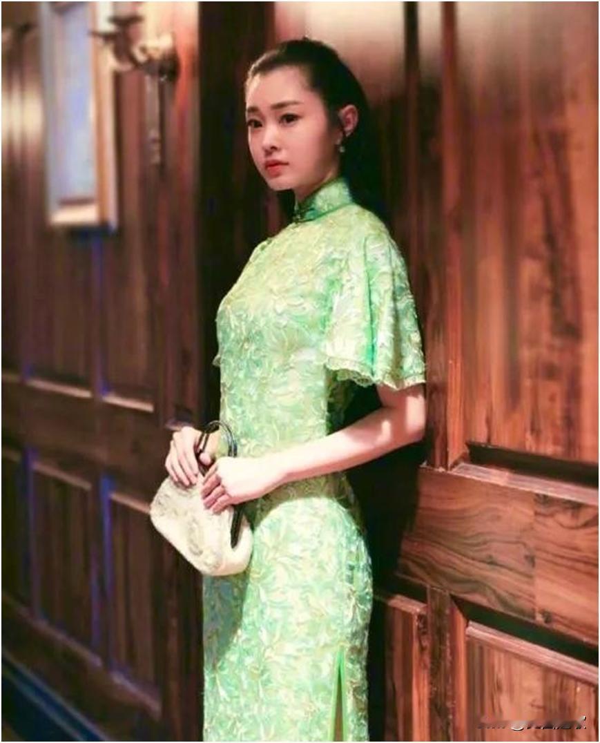 1924年，张学良迎娶谷瑞玉。洞房花烛夜，张学良说：“从今往后，我去哪里，你就跟