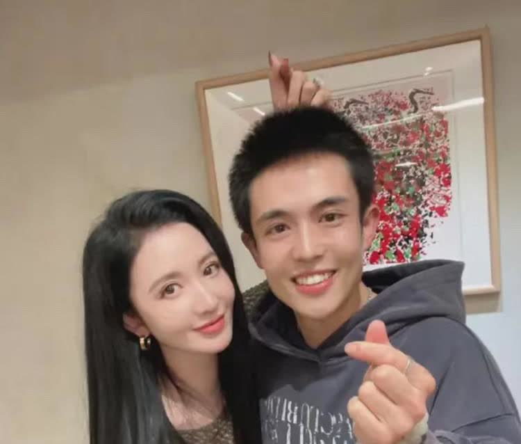 大家不要羡慕王星了，我们永远也成为不了他。原因很简单，有个条件我们永远达
