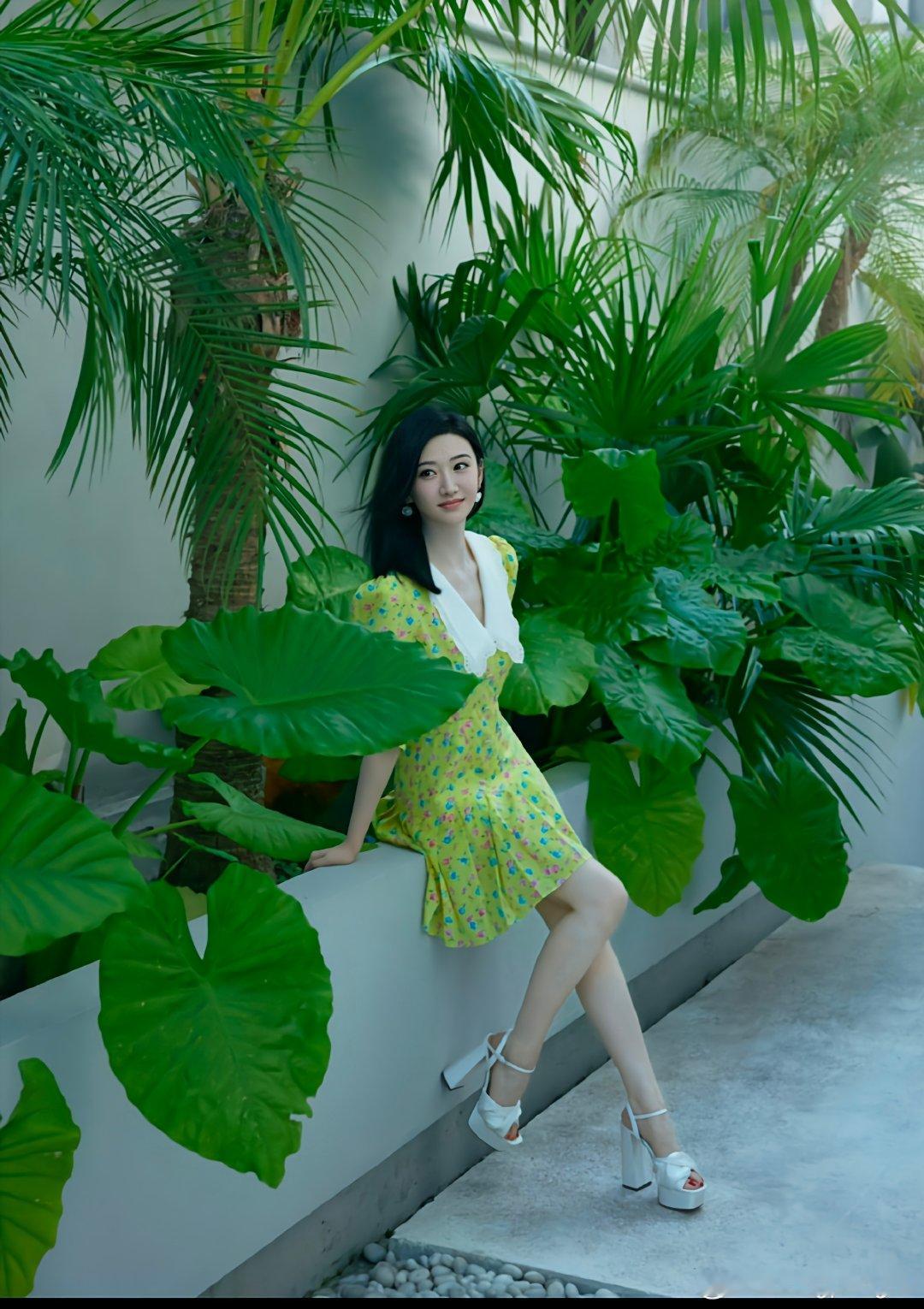 #景甜#相信，你永远都是那朵善良，坚强，最美的人间富贵花。​