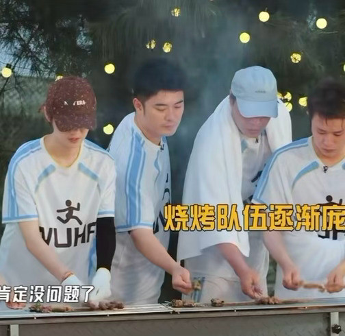 真的是白到发光啊鹿晗哈哈哈哈哈