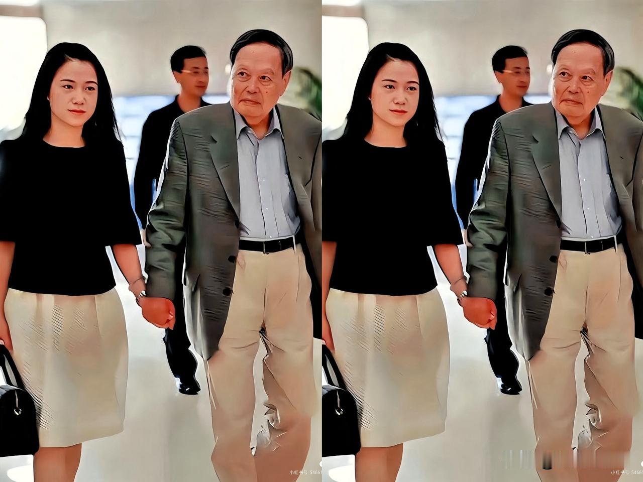 翁帆“他沒有教我物理，他教我开车”在一本书中，翁帆这样自述道：他沒有教我物理