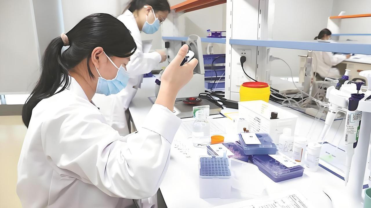 选临床医学？先看清就业真相，别盲目跟风踩坑劝所有想选临床医学的人，先放弃幻想—