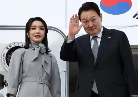 为了对韩国前总统尹锡悦的定罪量刑，韩国特检组这时候强烈要求在尹锡悦被起诉之前，必