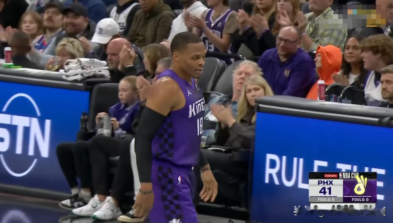 国王老将威斯布鲁克真是虽败犹荣！虽然今天国王在主场以100：112输给了太阳，但