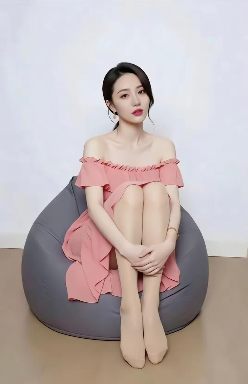 窈窕淑女，君子好逑。