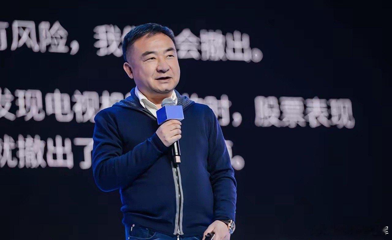 近期有人问林园关于白酒的问题:1.对禁酒令有什么看法？林:禁酒令把白酒的场景确实