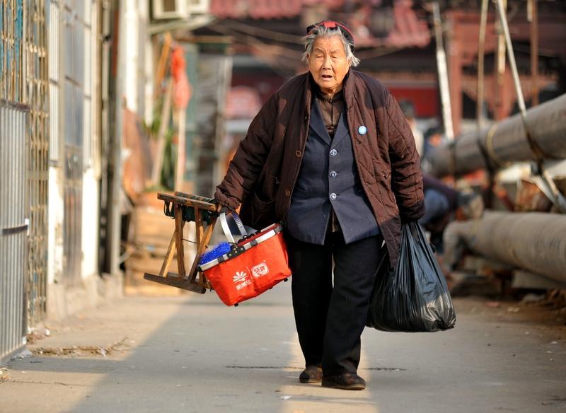 寒心！婆婆900万养老钱被挪用，儿媳临终立遗嘱送300万给亲姐，法院判决大快人心