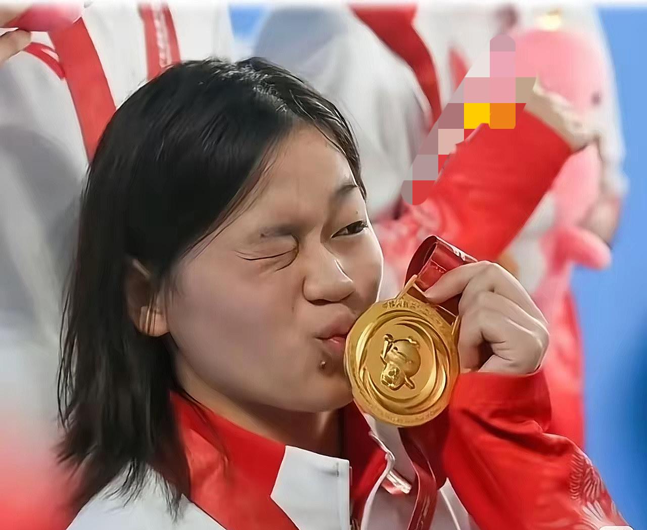 周继红沉默了，郭晶晶也沉默了，在全红婵获得第五名后，世界泳联却这样做。​