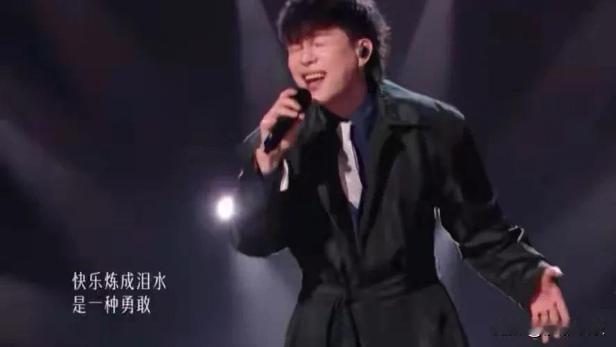 胡彦斌，满是愧疚！5月31日，胡彦斌突然发文，字里行间全是愧疚和耿耿于怀，
