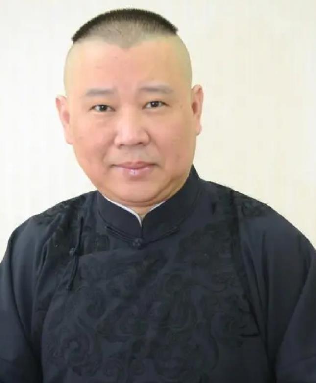 曹云金、何云伟、李菁、徐德亮这批离社骨干，当年在德云社确实各顶各的能打，贯口、快